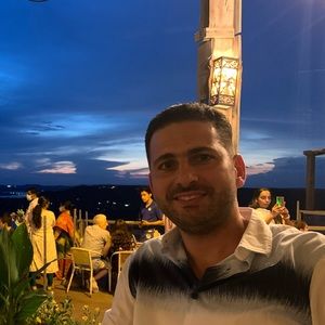 Meet your Posher, Hussein